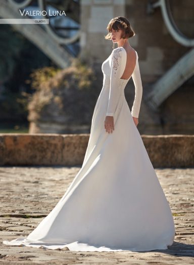 VESTIDO NOVIA ESPALDA DESCUBIERTA MODELO GLADIS VALERIO LUNA