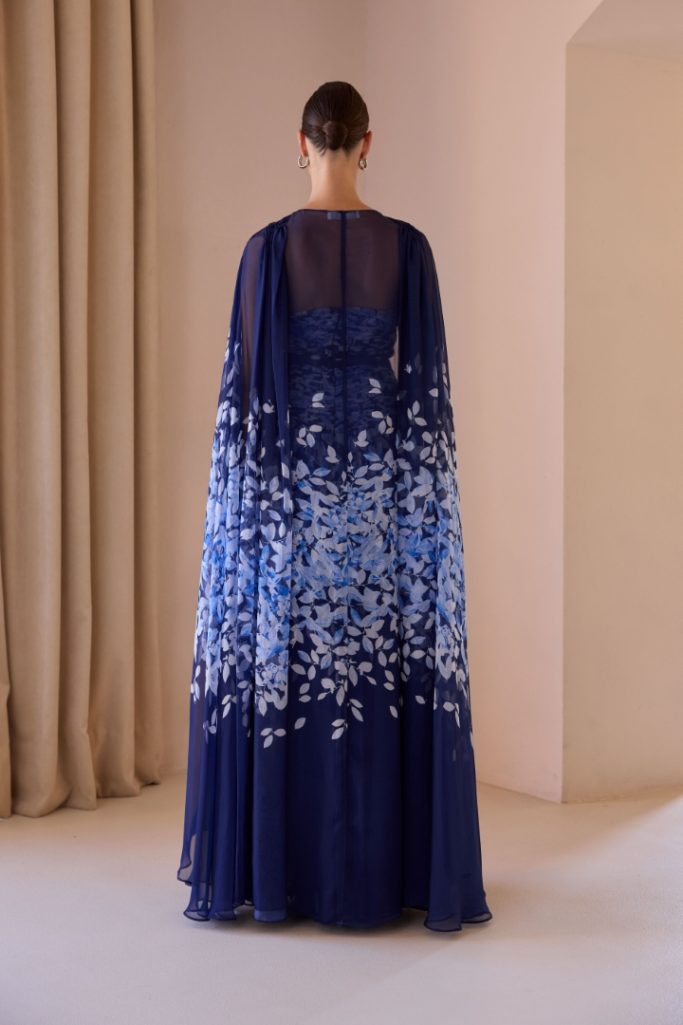 VESTIDO GASA CON CAPA 